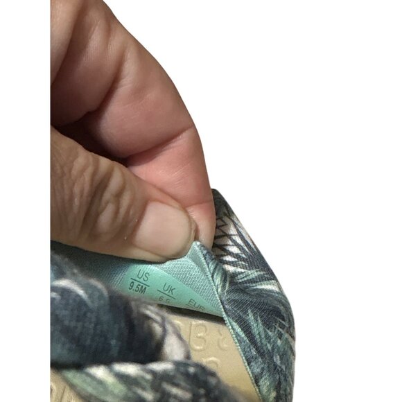 Bzees Womens Palm Print Slide Sandals With White Platform Sole & Braided Strap U - Picture 6 of 8